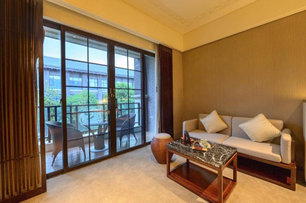 Tong Que Tai Jinling Hotel Tongling  מראה חיצוני תמונה